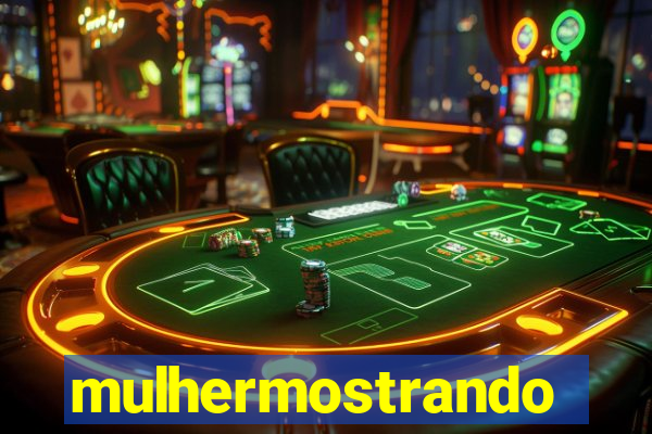 mulhermostrandoopeito
